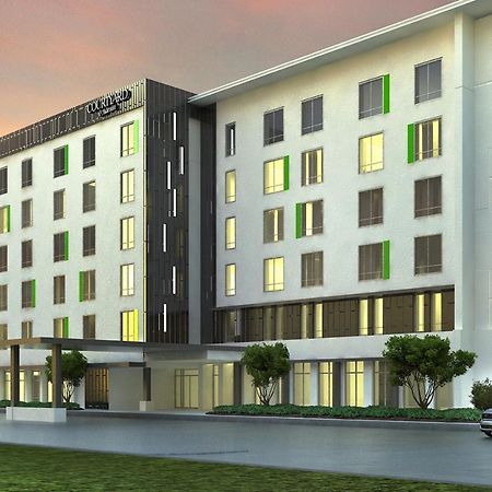 Courtyard By Marriott Лейк Сити Экстерьер фото