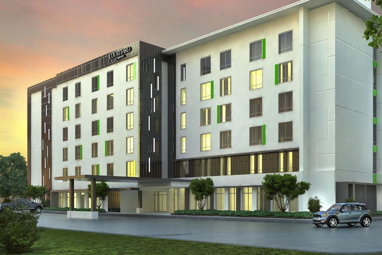 Courtyard By Marriott Лейк Сити Экстерьер фото