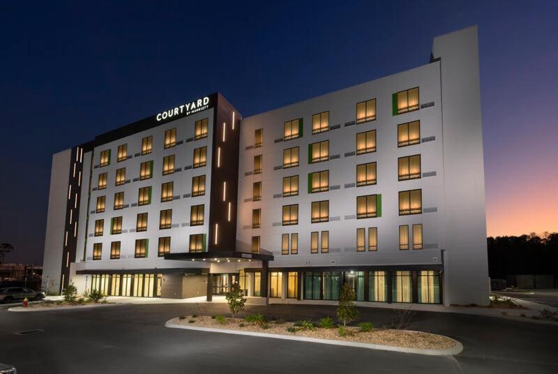 Courtyard By Marriott Лейк Сити Экстерьер фото