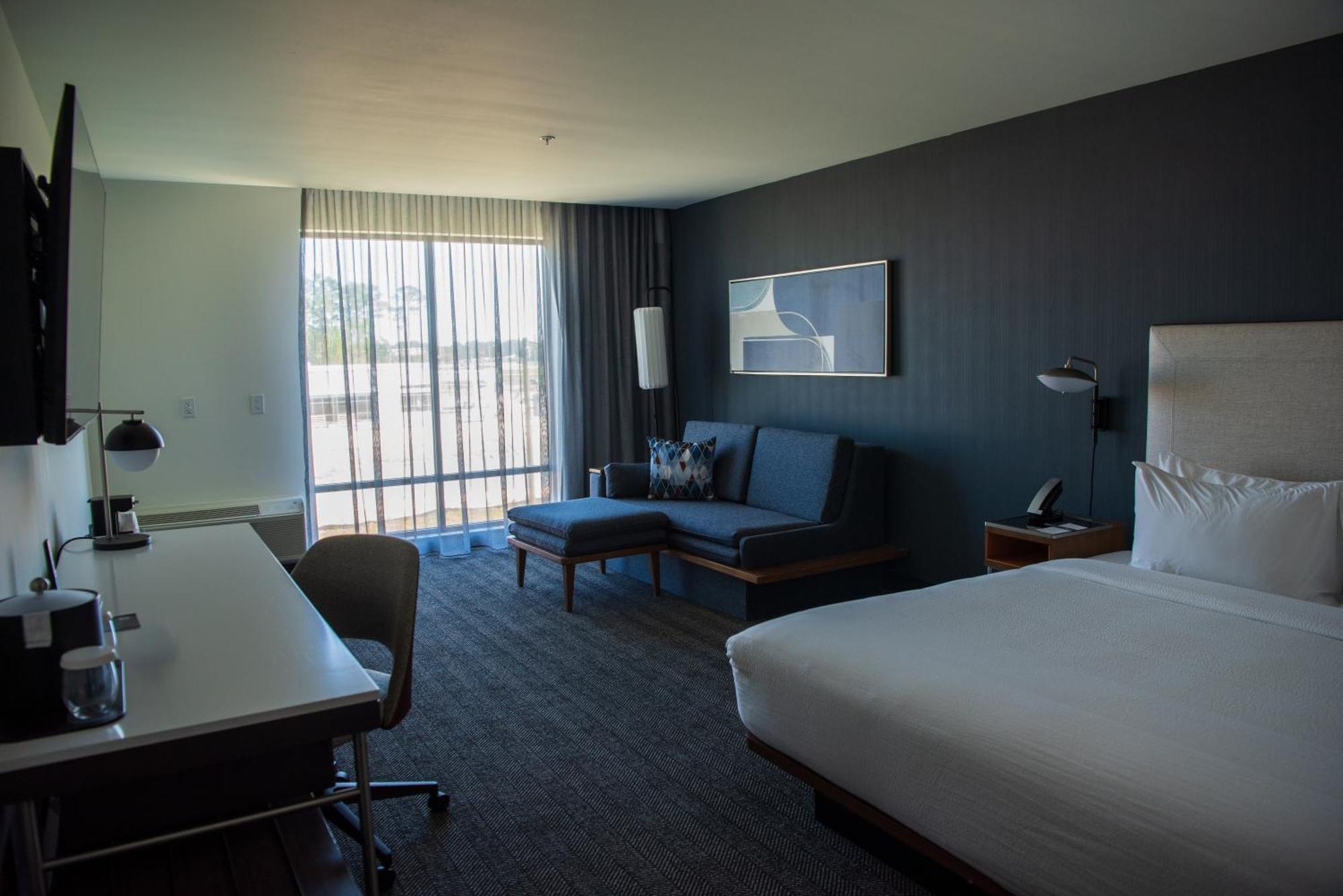 Courtyard By Marriott Лейк Сити Экстерьер фото